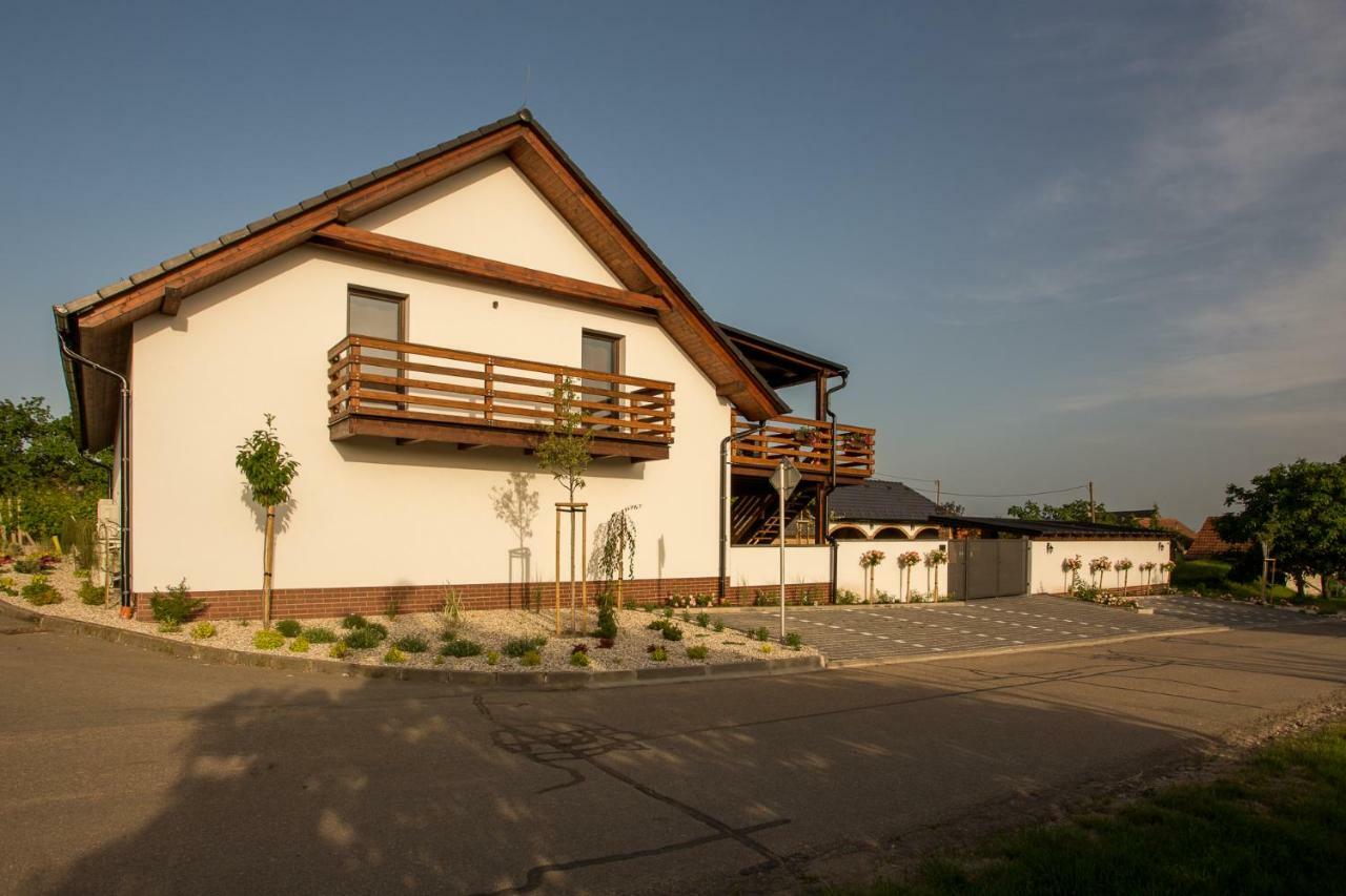 Apartmany Pod Palavou Starovicky Εξωτερικό φωτογραφία